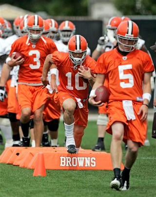 Illustration for article titled The 2009 Cleveland Browns: A Season Of Failure
